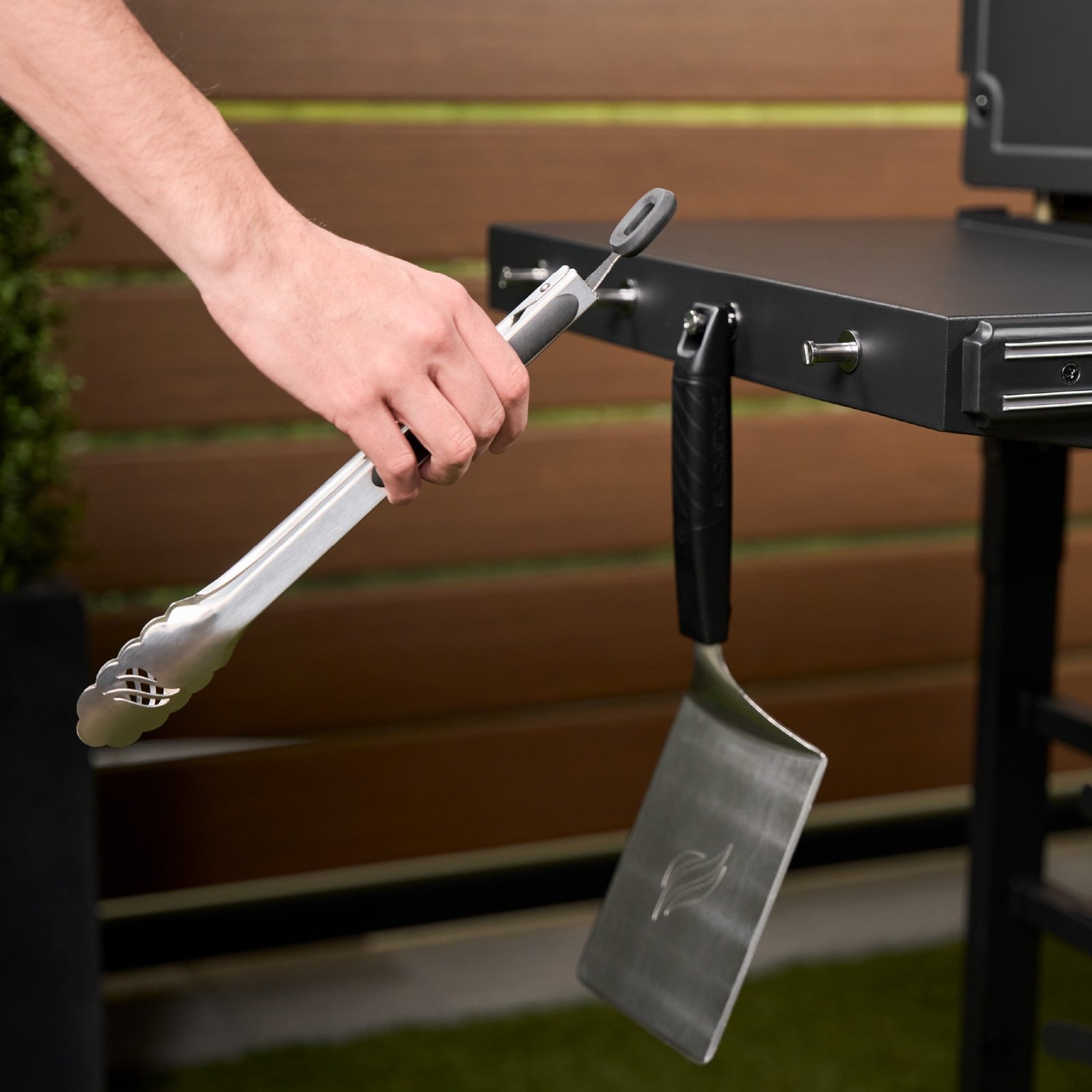 Blackstone Original Outdoor Griddle, 4-Burner 36" Propane Flat Top Grill with Hood, Black - Image 8
