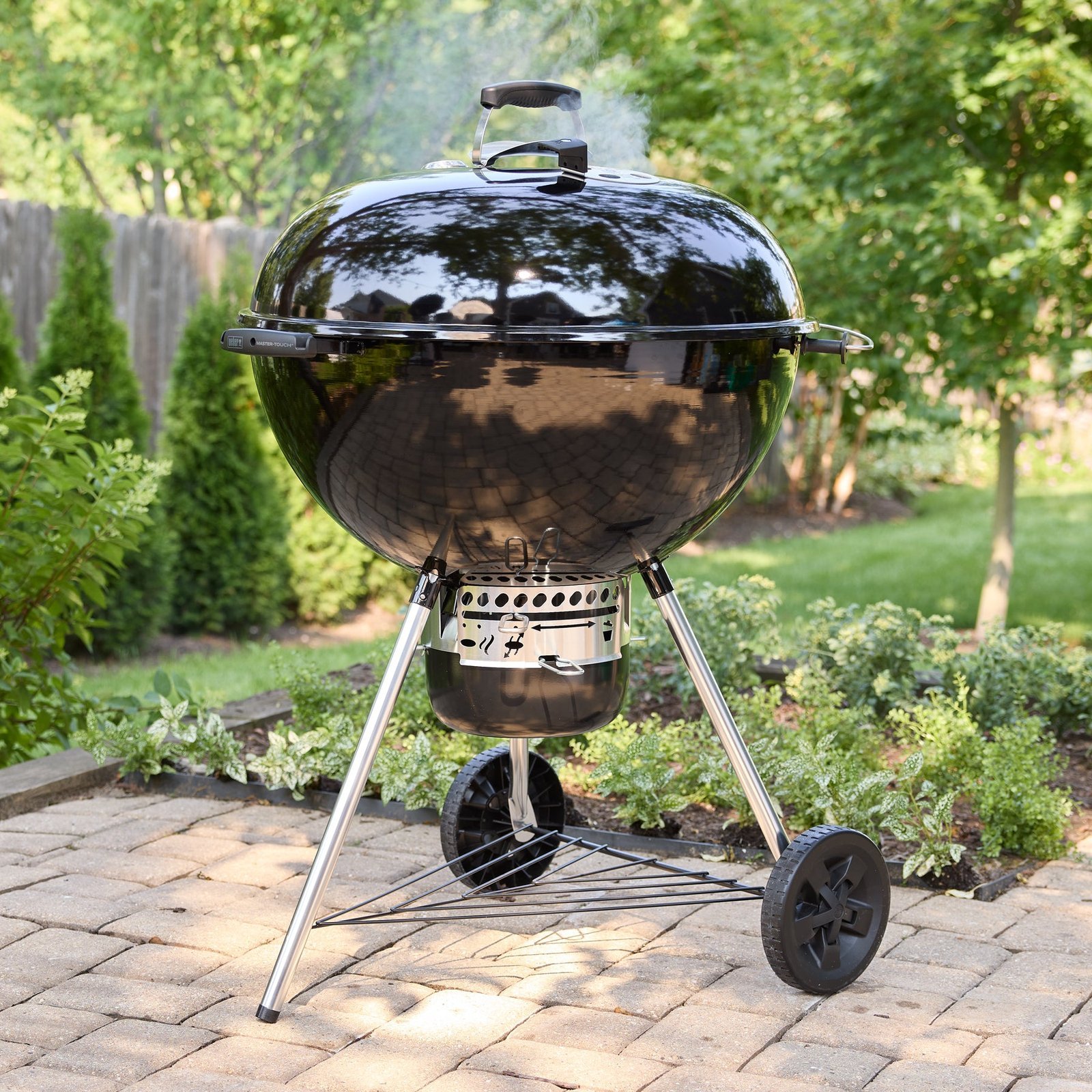 26” Master-Touch™ Charcoal Grill - Image 2