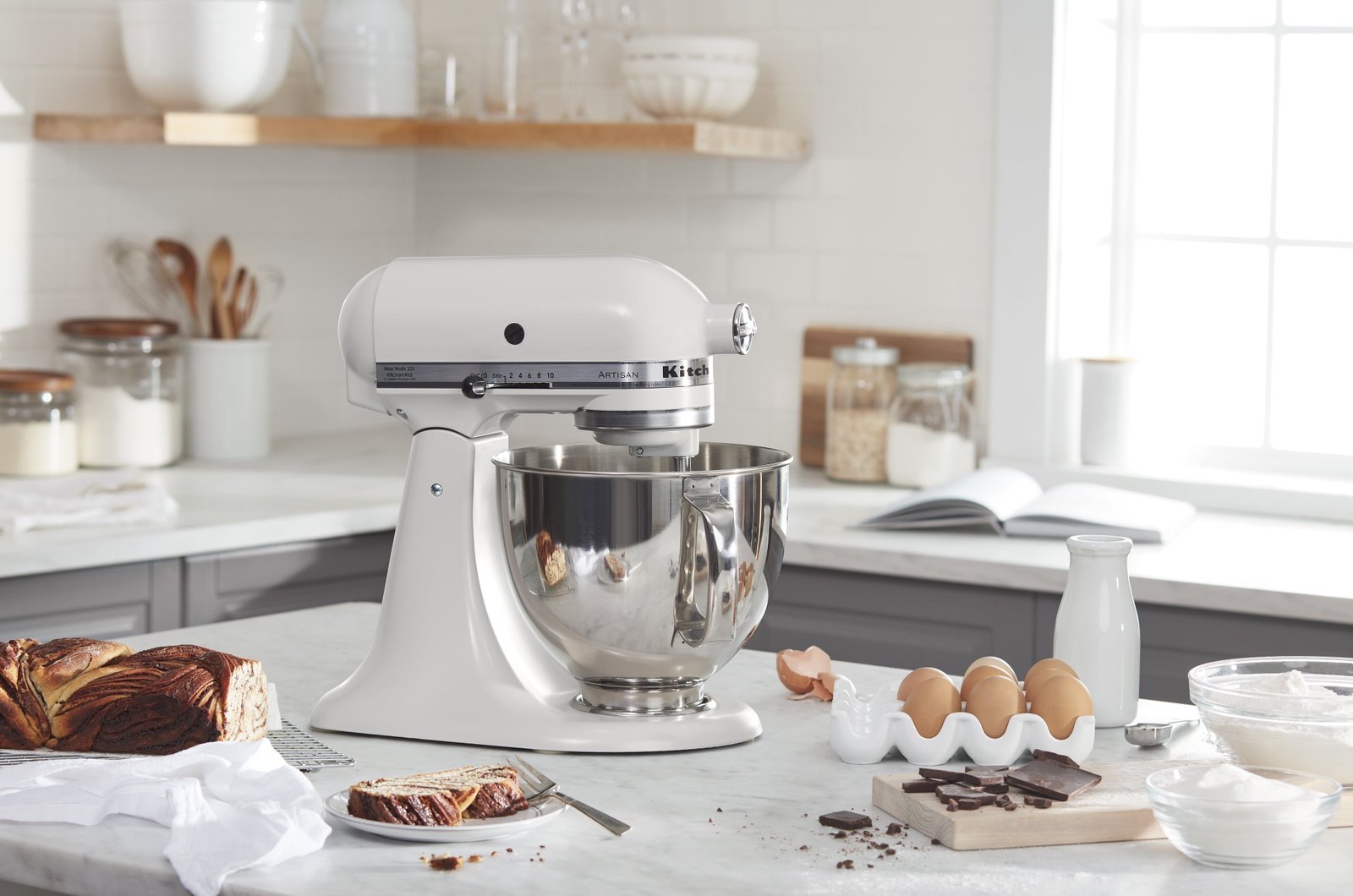 KitchenAid Artisan Series 5-Quart Tilt-Head Stand Mixer - KSM150PSMH, Milkshake - Image 5