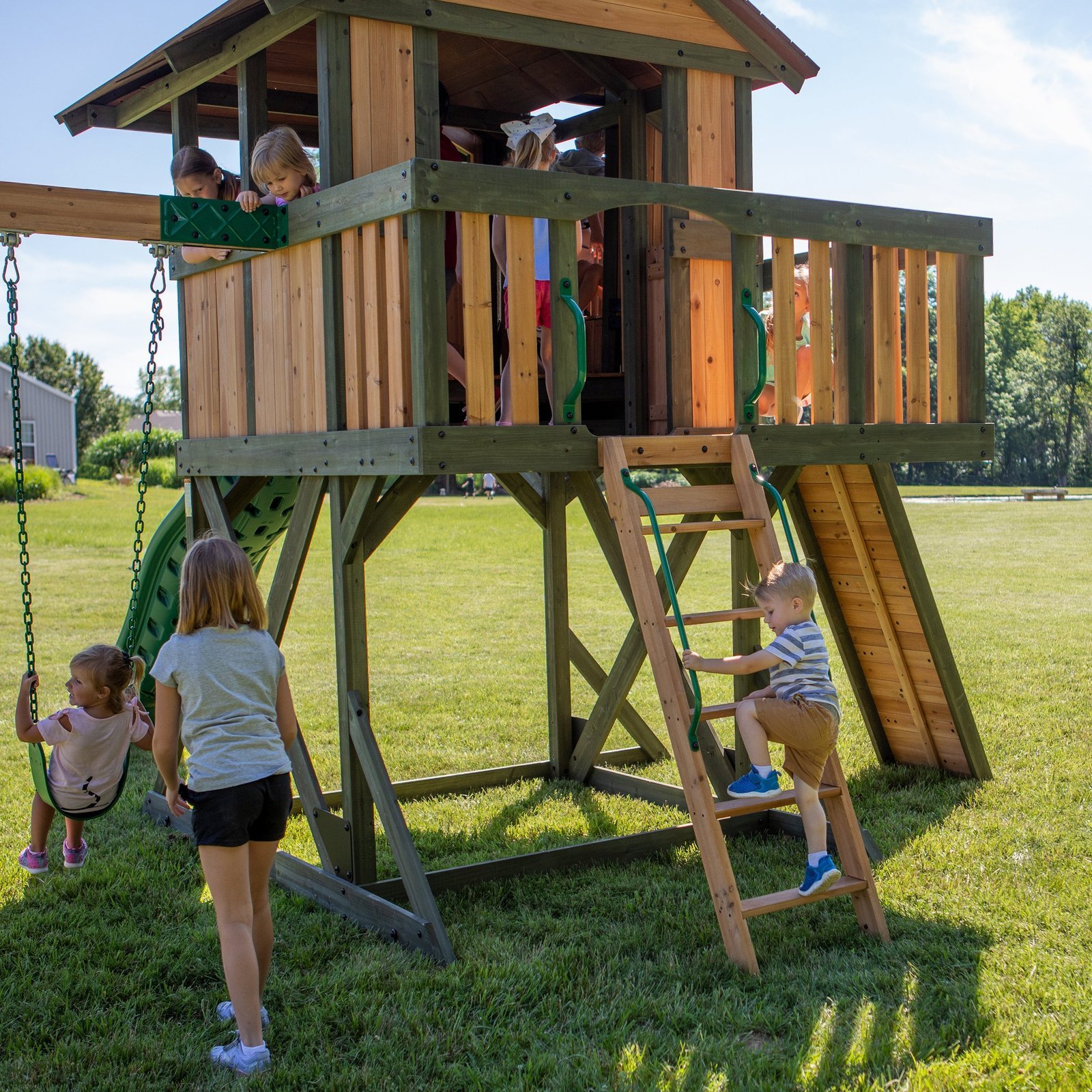 Eagles Nest Elite Swing Set - Image 5