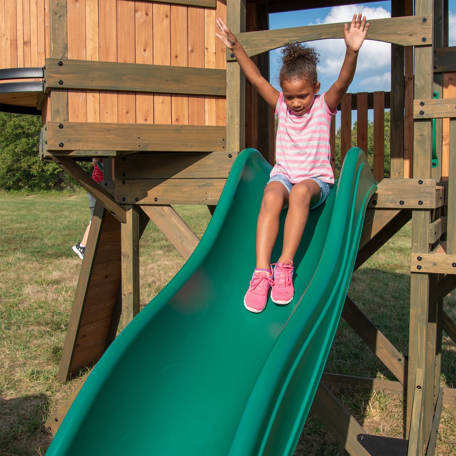 Eagles Nest Elite Swing Set - Image 7