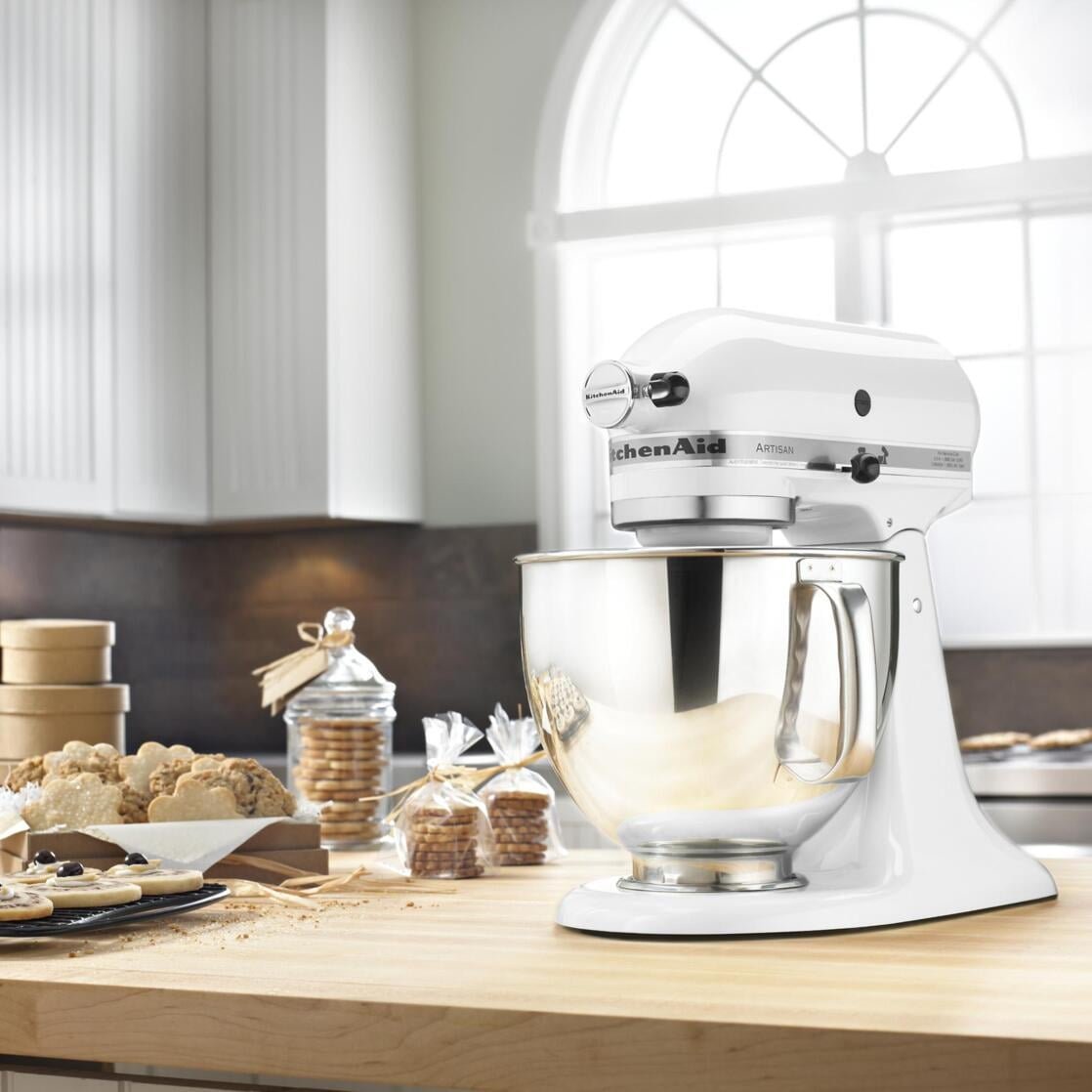 KitchenAid Artisan Series 5-Quart Tilt-Head Stand Mixer, White, KSM150PS - Image 4