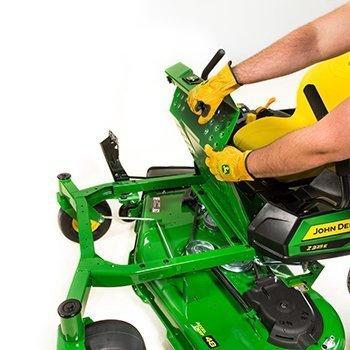 Z315E ZTrak Mower with 42-in. Deck - Image 8